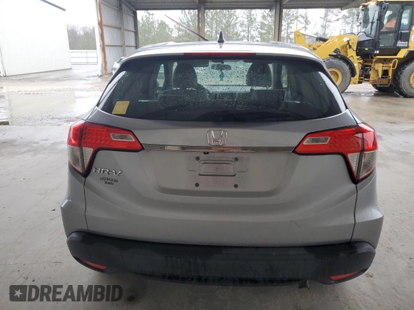 2021 Honda HR-V LX with VIN 3CZRU5H37MM729956, listed as a Copart auction lot 44676175 with 46,186 mi miles and Salvage Title. Bid and sale history available at carsss.com. Image 6.