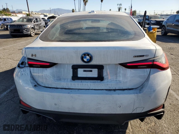 2024 BMW i4 eDrive40 with VIN WBY73AW09RFS60019, listed as a Copart auction lot 88818405 with 3,363 mi miles and Salvage Title. Bid and sale history available at carsss.com. Image 6.