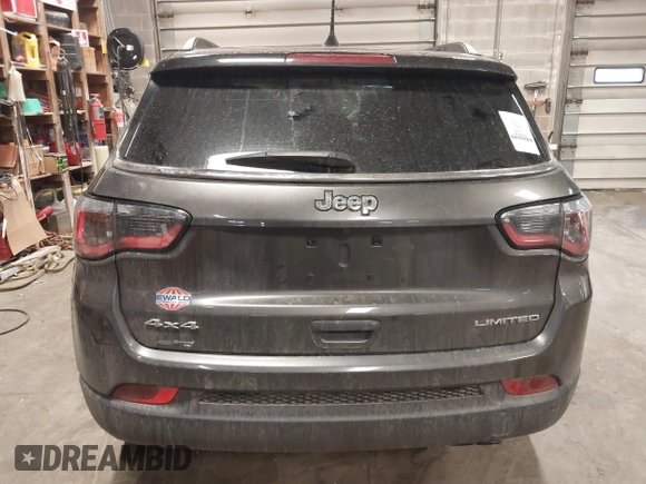 2018 Jeep Compass Limited with VIN 3C4NJDCB9JT245942, listed as a IAAI auction lot 41716399 with 67,587 mi miles. Bid and sale history available at carsss.com. Image 16.