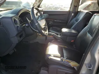2008 Jeep Commander Limited with VIN 1J8HG582X8C200842, listed as a Copart auction lot 68732374 with 249,654 mi miles and Salvage Title. Bid and sale history available at carsss.com. Image 7.