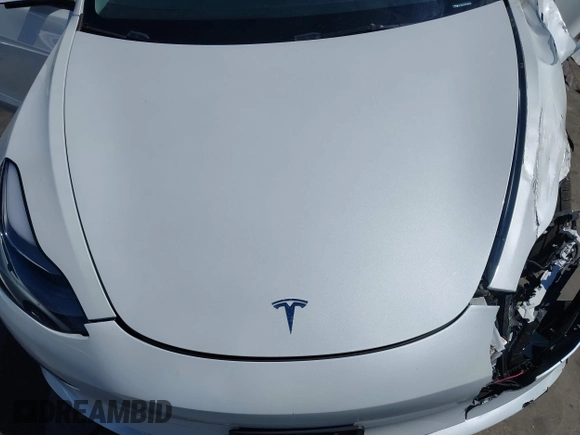 2023 Tesla Model 3 z VIN 5YJ3E1EA0PF608506, wystawiony jako IAAI lot #41748862 z przebiegiem 15 mil mil oraz . Historia ofert i sprzedaży dostępna na DreamBid. Obrazek 10.