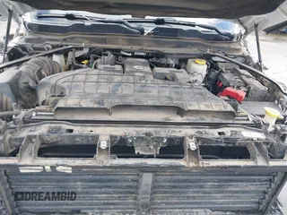 2019 Ram 2500 Lone Star z VIN 3C6UR5MLXKG623625, wystawiony jako IAAI lot #41082618 z przebiegiem 81 521 mil mil oraz . Historia ofert i sprzedaży dostępna na DreamBid. Obrazek 10.