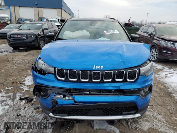 2024 Jeep Compass Limited with VIN 3C4NJDCN7RT602461, listed as a Copart auction lot 44911585 with 14,727 mi miles and Salvage Title. Bid and sale history available at carsss.com. Image 5.