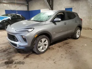 2025 Buick Encore GX Preferred с VIN KL4AMCSL0SB155392, выставлен на аукционе Copart как лот 56320395 с пробегом 3 127 миль миль и Чистый • Clean title. История ставок и продаж доступна на DreamBid. Изображение 1.
