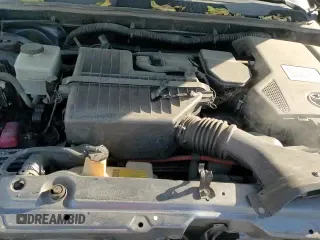 2007 Toyota Highlander w/3rd Row with VIN JTEDW21A570016638, listed as a Copart auction lot 85278784 with 311,543 mi miles and Salvage title. Bid and sale history available at DreamBid. Image 17.