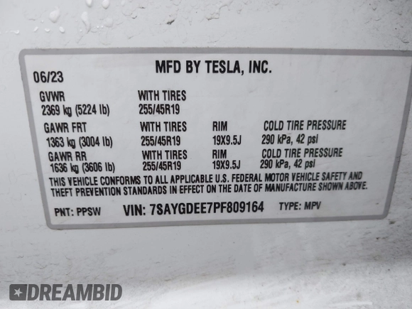 2023 Tesla Model Y Long Range with VIN 7SAYGDEE7PF809164, listed as a IAAI auction lot 41828974 with 31,772 mi miles. Bid and sale history available at carsss.com. Image 9.