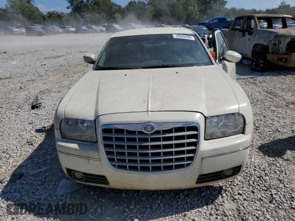 2007 Chrysler 300 Signature with VIN 2C3KA53G87H702573, listed as a Copart auction lot 70526494 with 170,843 mi miles and Salvage Title. Bid and sale history available at carsss.com. Image 5.
