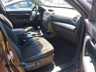 2015 Kia Sorento LX with VIN 5XYKTDA70FG604220, listed as a IAAI auction lot 42060598 with 128,180 mi miles and . Bid and sale history available at DreamBid. Image 5.