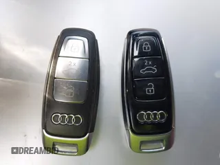2019 Audi e-tron Prestige with VIN WA1VAAGE6KB016070, listed as a IAAI auction lot 42655490 with 78,384 mi miles and . Bid and sale history available at DreamBid. Image 11.