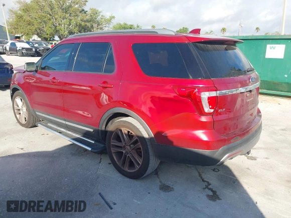 2017 Ford Explorer XLT with VIN 1FM5K7D85HGA84825, listed as a IAAI auction lot 41843831 with 153,594 mi miles and . Bid and sale history available at DreamBid. Image 3.