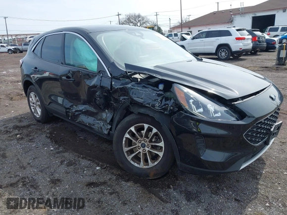 2020 Ford Escape SE with VIN 1FMCU0G67LUB94143, listed as a IAAI auction lot 42033681 with 34,180 mi miles and . Bid and sale history available at carsss.com. Image 1.