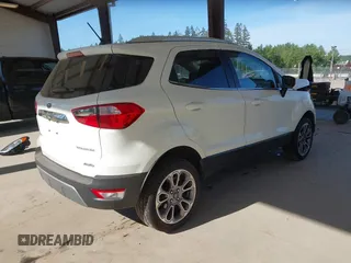 2021 Ford EcoSport Titanium z VIN MAJ6S3KL8MC402081, wystawiony jako IAAI lot #42203667 z przebiegiem 63 159 mil mil oraz . Historia ofert i sprzedaży dostępna na DreamBid. Obrazek 4.