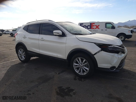 2018 Nissan Rogue Sport S with VIN JN1BJ1CPXJW105425, listed as a Copart auction lot 43612295 with 124,063 mi miles and Salvage Title. Bid and sale history available at carsss.com. Image 4.