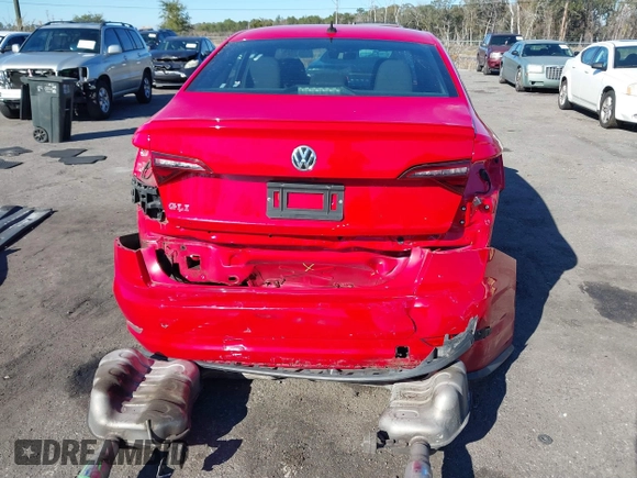 2019 Volkswagen Jetta GLI S z VIN 3VW5T7BU3KM225015, wystawiony jako IAAI lot #41352228 z przebiegiem 96 874 mil mil oraz . Historia ofert i sprzedaży dostępna na DreamBid. Obrazek 16.