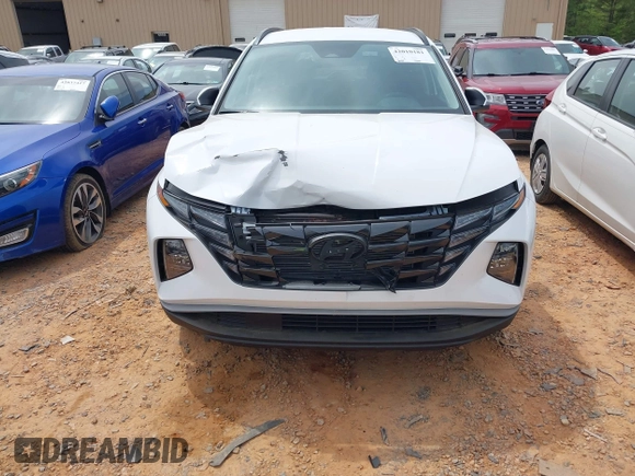 2024 Hyundai Tucson SEL with VIN 5NMJBCDE0RH301466, listed as a IAAI auction lot 42010181 with 8,221 mi miles. Bid and sale history available at carsss.com. Image 12.