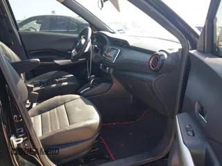 2019 Nissan Kicks S with VIN 3N1CP5CU3KL535479, listed as a IAAI auction lot 41302465 with 97,148 mi miles. Bid and sale history available at carsss.com. Image 5.