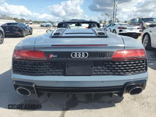 2020 Audi R8 z VIN WUAVECFX5L7901778, wystawiony jako Copart lot #74736714 z przebiegiem Nie podano mil oraz Nie do naprawy. Historia ofert i sprzedaży dostępna na DreamBid. Obrazek 6.