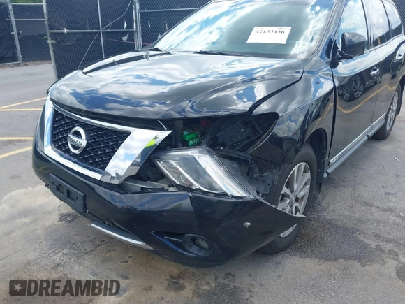 2016 Nissan Pathfinder Platinum with VIN 5N1AR2MM8GC663596, listed as a IAAI auction lot 42133436 with 164,133 mi miles and . Bid and sale history available at DreamBid. Image 6.