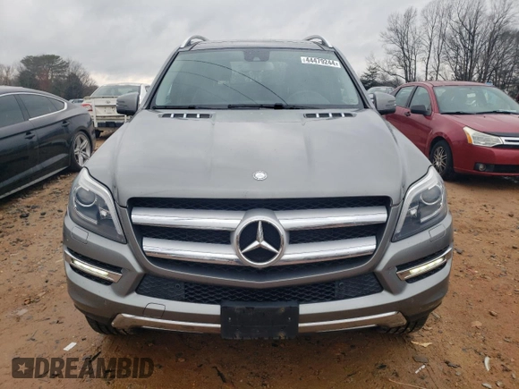 2015 Mercedes-Benz GL-Class GL 450 with VIN 4JGDF6EE8FA477569, listed as a Copart auction lot 44479244 with 105,047 mi miles. Bid and sale history available at carsss.com. Image 5.