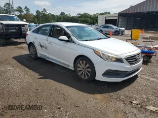2015 Hyundai Sonata Sport with VIN 5NPE34AF8FH081784, listed as a Copart auction lot 58477355 with 216,957 mi miles and Clean title. Bid and sale history available at DreamBid. Image 4.
