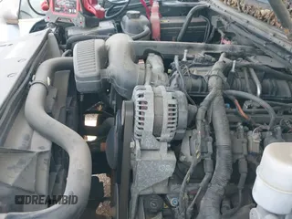 2008 Chevrolet Suburban LTZ с VIN 3GNFK16368G198691, выставлен на аукционе IAAI как лот 42305176 с пробегом 273 814 миль миль и . История ставок и продаж доступна на DreamBid. Изображение 13.