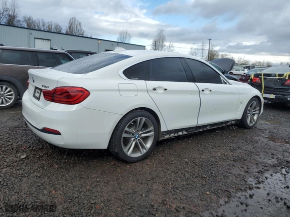 2018 BMW 4 Series 430i with VIN WBA4J1C53JBA30076, listed as a Copart auction lot 48227725 with 35,784 mi miles and Salvage Title. Bid and sale history available at carsss.com. Image 3.