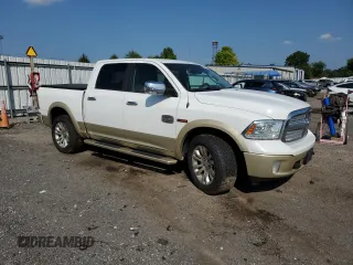 2015 Ram 1500 Laramie Limited z VIN 1C6RR7PM3FS704552, wystawiony jako Copart lot #60186175 z przebiegiem 179 818 mil mil oraz Czysty tytuł • Clean title. Historia ofert i sprzedaży dostępna na DreamBid. Obrazek 4.