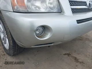 2006 Toyota Highlander z VIN JTEDW21A160001634, wystawiony jako IAAI lot #41899340 z przebiegiem Nie podano mil oraz . Historia ofert i sprzedaży dostępna na DreamBid. Obrazek 6.