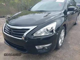 2015 Nissan Altima S with VIN 1N4AL3AP9FC582105, listed as a IAAI auction lot 41864014 with 138,477 mi miles and . Bid and sale history available at DreamBid. Image 6.