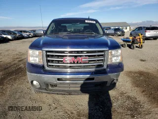 2013 GMC Sierra 1500 SLT with VIN 3GTP2WE71DG331995, listed as a Copart auction lot 81827544 with 215,821 mi miles and Salvage title. Bid and sale history available at DreamBid. Image 5.