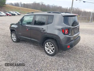 2018 Jeep Renegade Latitude with VIN ZACCJBBBXJPH41286, listed as a IAAI auction lot 41844070 with 161,251 mi miles and . Bid and sale history available at carsss.com. Image 3.