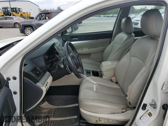 2010 Subaru Legacy Premium All-Weather Anniversary z VIN 4S3BMCG68A3224318, wystawiony jako Copart lot #52967065 z przebiegiem 164 300 mil mil oraz Szkoda całkowita • Salvage title. Historia ofert i sprzedaży dostępna na DreamBid. Obrazek 7.