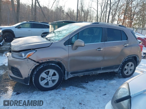 2018 Chevrolet Trax LT with VIN 3GNCJPSB1JL204447, listed as a IAAI auction lot 41412002 with 130,654 mi miles. Bid and sale history available at carsss.com. Image 14.