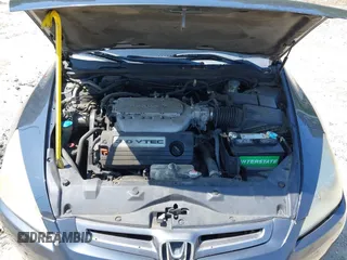 2003 Honda Accord LX with VIN 1HGCM66353A103842, listed as a IAAI auction lot 42102600 with 232,848 mi miles and . Bid and sale history available at DreamBid. Image 10.