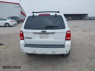2008 Ford Escape Limited with VIN 1FMCU04168KE51420, listed as a IAAI auction lot 41435393 with 123,005 mi miles. Bid and sale history available at carsss.com. Image 16.