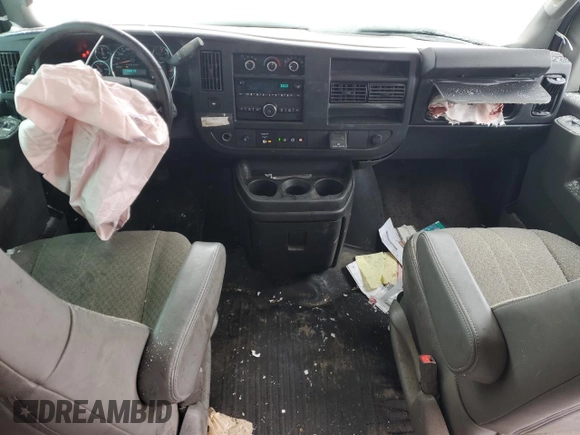 2020 Chevrolet Express Cargo Van with VIN 1GCWGAFG3L1259676, listed as a Copart auction lot 43748395 with 156,622 mi miles and Salvage Title. Bid and sale history available at carsss.com. Image 8.