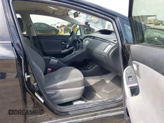 2013 Toyota Prius One with VIN JTDKN3DU6D1729564, listed as a IAAI auction lot 41787817 with 130,153 mi miles. Bid and sale history available at carsss.com. Image 5.