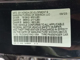 2024 Acura Integra with VIN 19UDE4H21RA011954, listed as a IAAI auction lot 42741645 with 29,539 mi miles and . Bid and sale history available at DreamBid. Image 9.