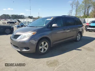 2012 Toyota Sienna LE AAS с VIN 5TDKK3DC7CS272815, выставлен на аукционе Copart как лот 50755775 с пробегом 269 999 миль миль и Списание • Salvage title. История ставок и продаж доступна на DreamBid. Изображение 1.