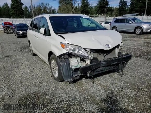 2017 Toyota Sienna XLE Auto Access Seat with VIN 5TDYZ3DC5HS830688, listed as a Copart auction lot 50609255 with 88,954 mi miles and Salvage Title. Bid and sale history available at carsss.com. Image 11.