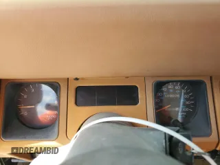 1995 Jeep Wrangler S z VIN 1J4FY19PXSP283293, wystawiony jako Copart lot #55553965 z przebiegiem 178 576 mil mil oraz Czysty tytuł • Clean title. Historia ofert i sprzedaży dostępna na DreamBid. Obrazek 9.