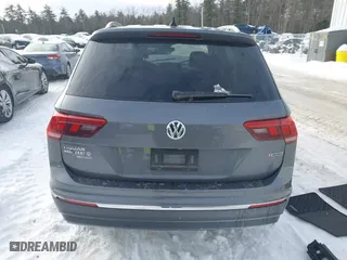 2020 Volkswagen Tiguan SE with VIN 3VV2B7AXXLM093989, listed as a IAAI auction lot 41599430 with 28,801 mi miles. Bid and sale history available at carsss.com. Image 17.