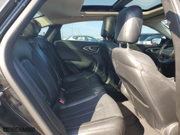 2015 Chrysler 200 C with VIN 1C3CCCCG4FN683206, listed as a Copart auction lot 47353765 with 92,841 mi miles and Clean Title. Bid and sale history available at carsss.com. Image 10.