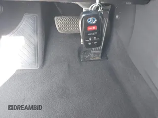 2021 Toyota Sienna XLE z VIN 5TDYRKEC0MS007394, wystawiony jako IAAI lot #42080004 z przebiegiem 75 553 mil mil oraz . Historia ofert i sprzedaży dostępna na DreamBid. Obrazek 11.