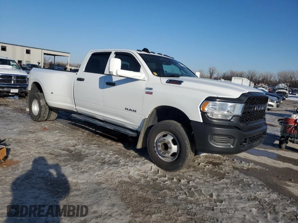2020 Ram 3500 Tradesman z VIN 3C63RRGJXLG154261, wystawiony jako Copart lot #88937015 z przebiegiem Nie podano mil oraz Czysty tytuł • Clean title. Historia ofert i sprzedaży dostępna na DreamBid. Obrazek 4.