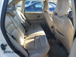 1999 Volvo S70 with VIN YV1LS55A2X1570828, listed as a Copart auction lot 81465794 with 125,751 mi miles and Non Repairable. Bid and sale history available at DreamBid. Image 10.