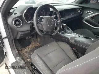 2021 Chevrolet Camaro 1LT z VIN 1G1FB1RX5M0142269, wystawiony jako Copart lot #44905105 z przebiegiem 31 586 mil mil oraz Szkoda całkowita • Salvage title. Historia ofert i sprzedaży dostępna na DreamBid. Obrazek 8.