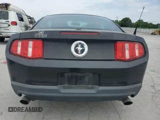 2011 Ford Mustang V6 with VIN 1ZVBP8AM5B5150984, listed as a Copart auction lot 59733155 with 230,557 mi miles and Clean title. Bid and sale history available at DreamBid. Image 6.