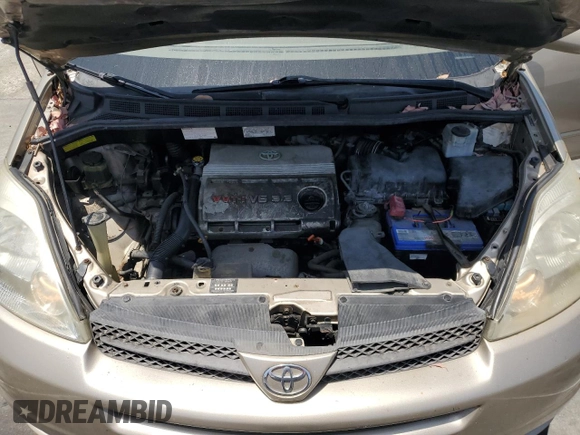 2005 Toyota Sienna XLE with VIN 5TDZA22C95S365305, listed as a Copart auction lot 62147565 with 137,931 mi miles and Clean title. Bid and sale history available at DreamBid. Image 11.