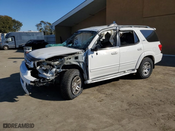 2005 Toyota Sequoia SR5 with VIN 5TDZT34A05S264259, listed as a Copart auction lot 42812925 with 70,402 mi miles and Salvage Title. Bid and sale history available at carsss.com. Image 1.